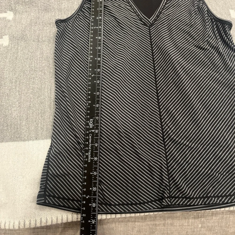 Lululemon Athletica Black and White Tank Top